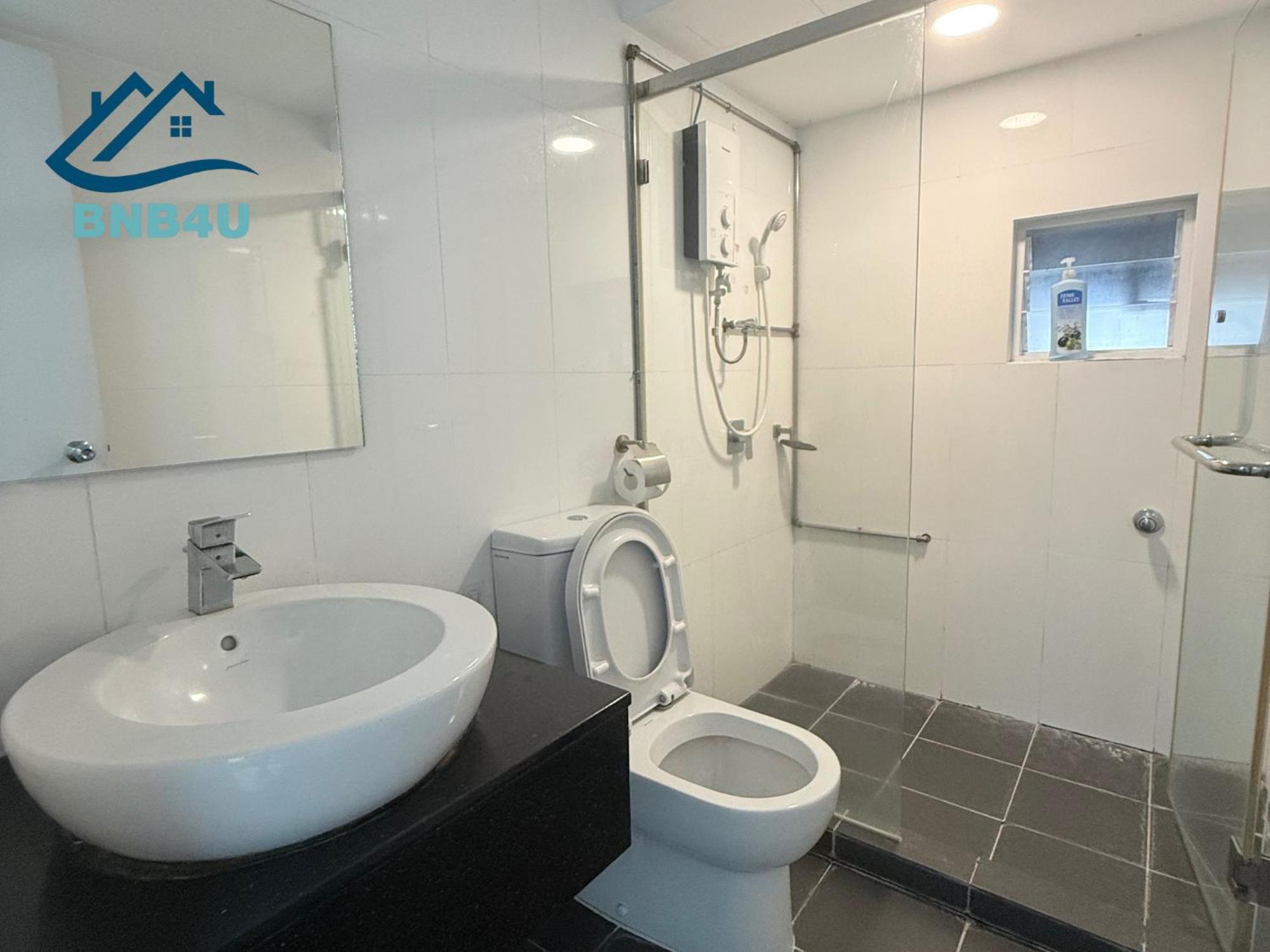 Duplex Seaview Comfort In By Iz * George Town