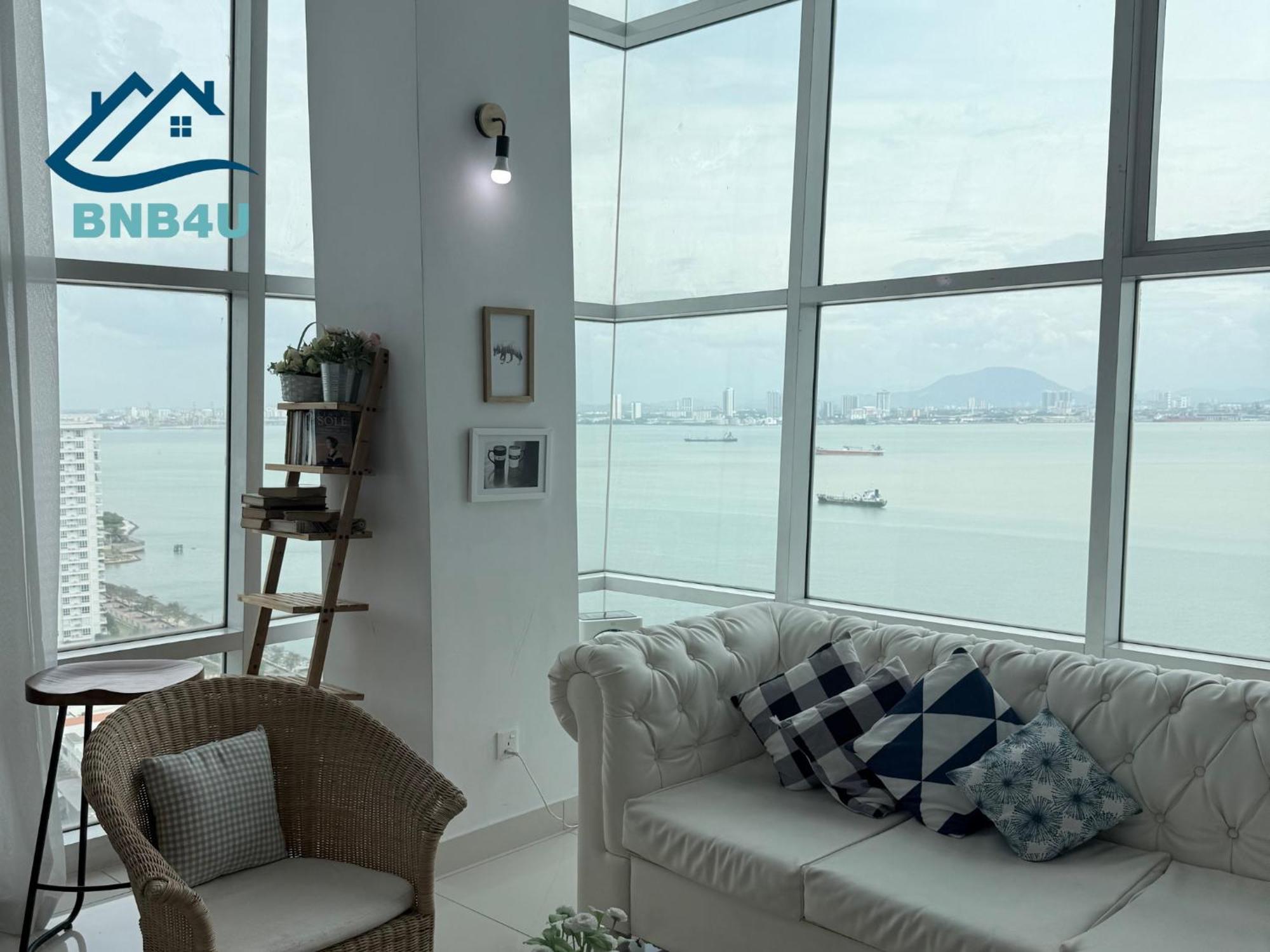 Duplex Seaview Comfort In By Iz Apartment