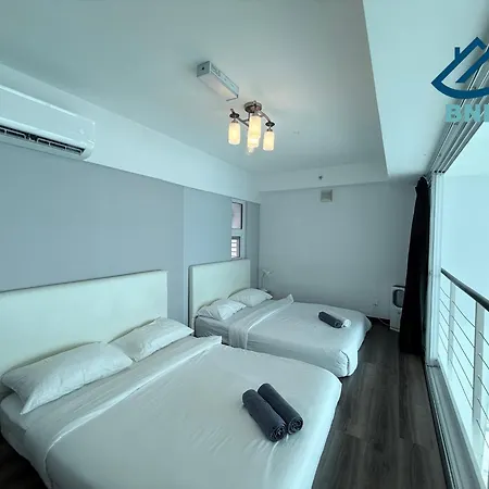 Duplex Seaview Comfort Stay In City By Iz George Town Exterior photo