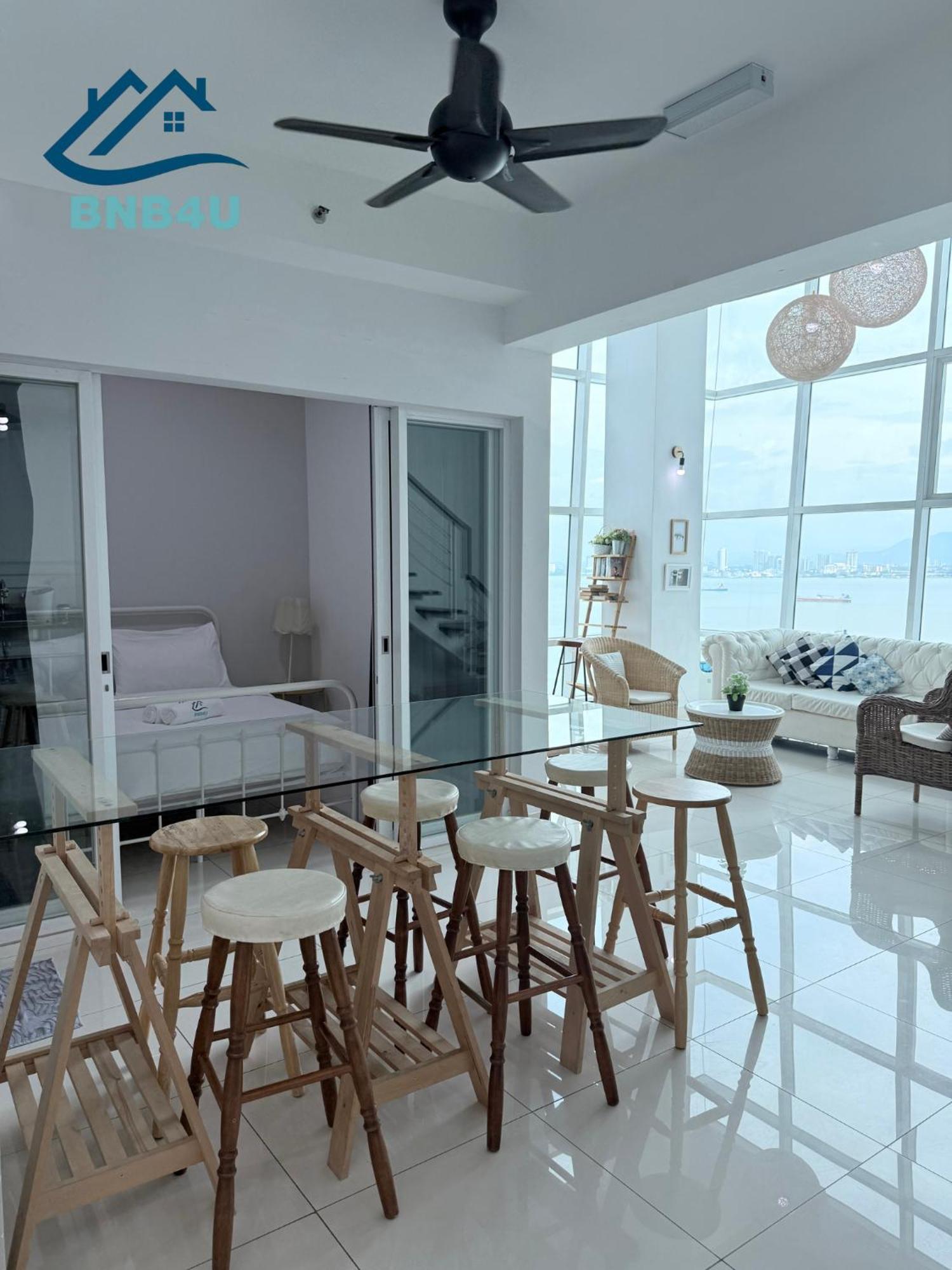 Duplex Seaview Comfort In By Iz